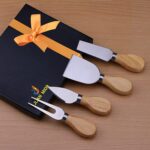 Exquisite 4-Piece Cheese Knives Set 1